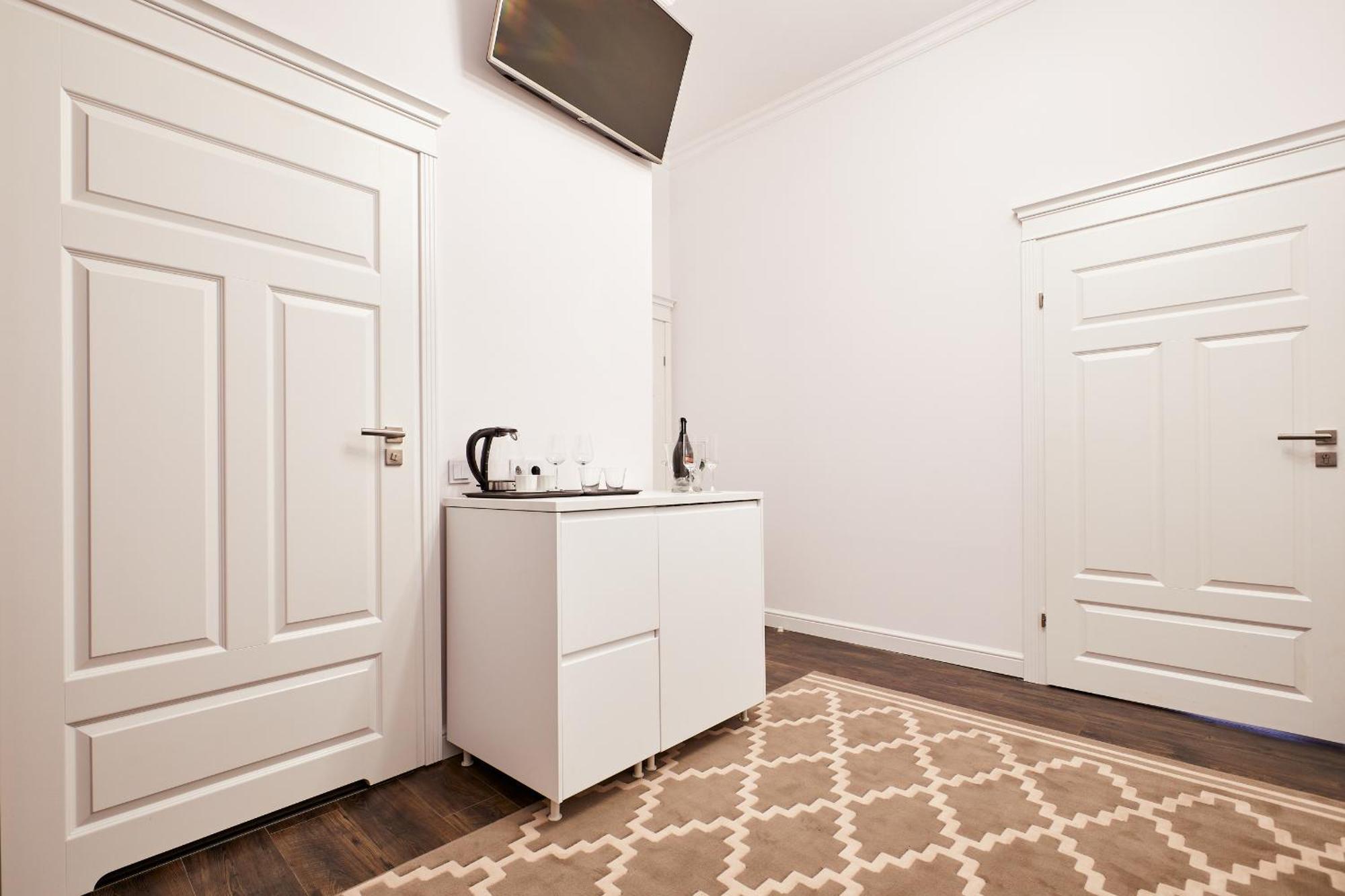 Nice Apartment In Old Town 2 Краков Экстерьер фото
